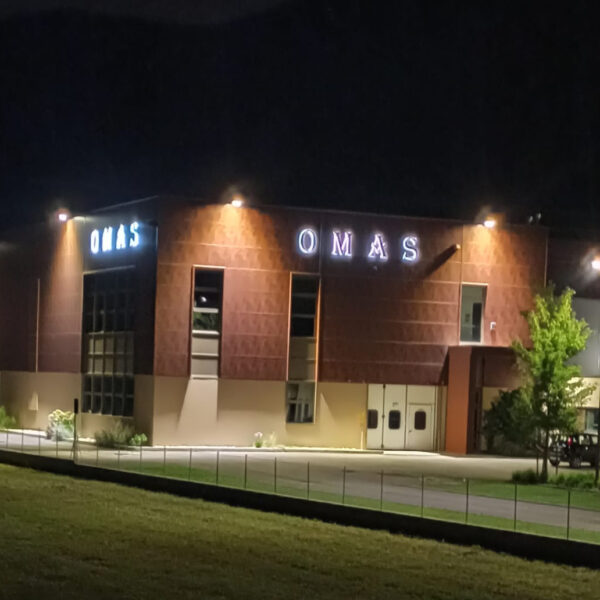 Insegna lettere singole Omas